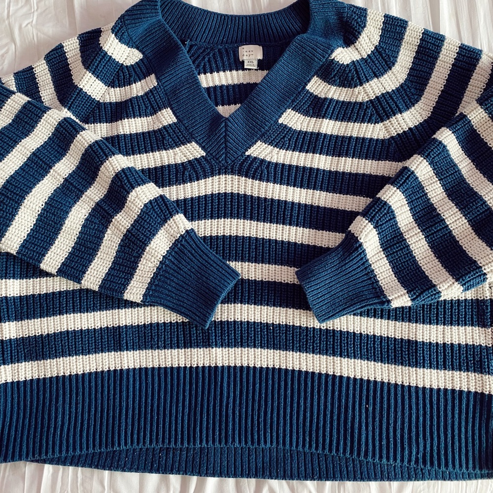 Heavy Knitted striped sweater Size XL
